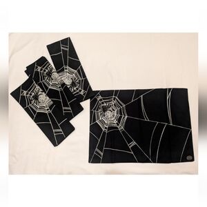 Pottery Barn Glow In Dark Spider Web Placemats /New